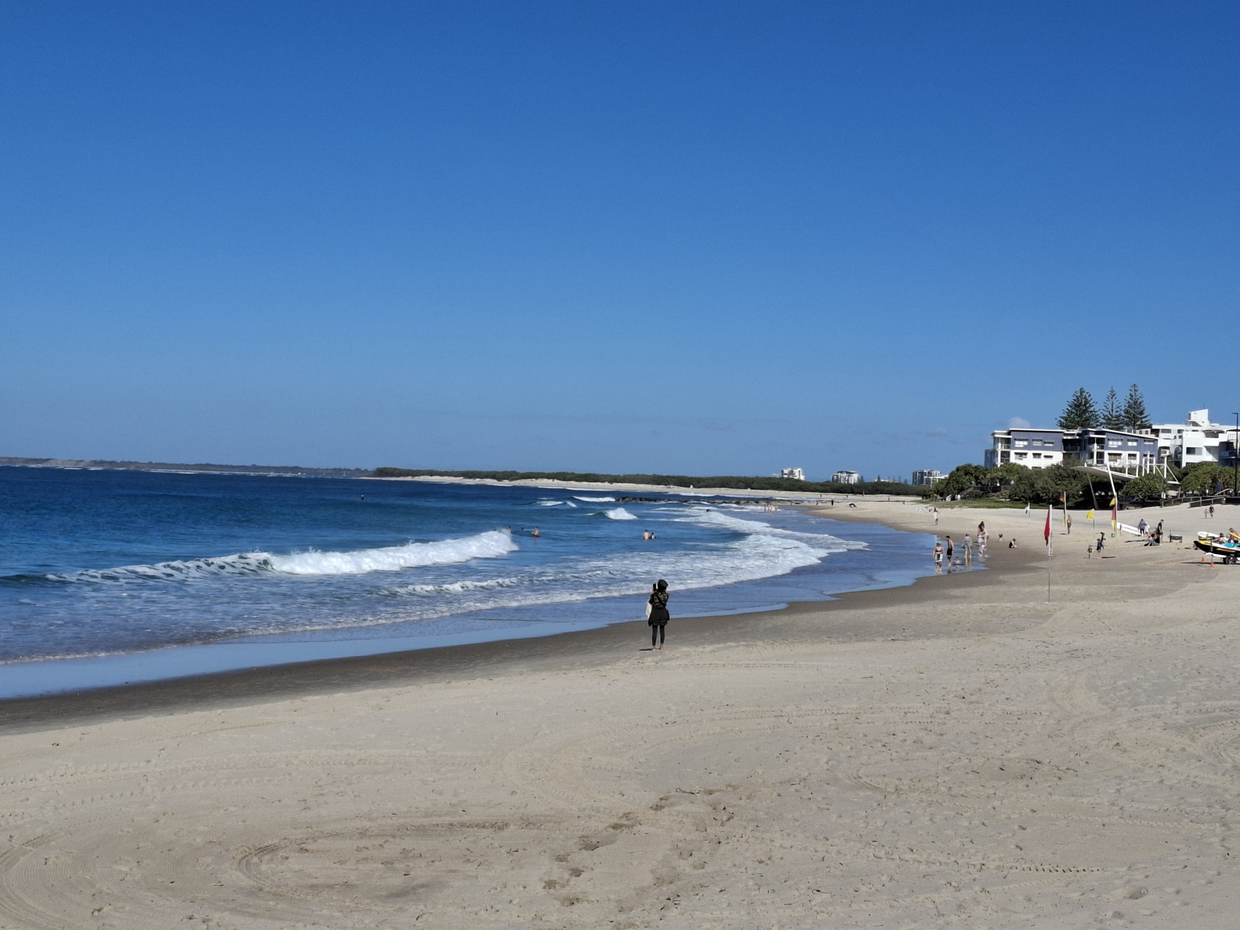 kings-beach-sand-surf-winter